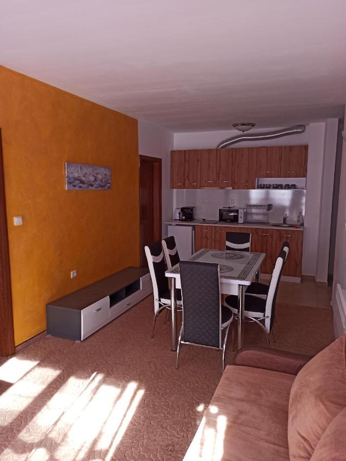 Private Apartments Nevena بامبوروفو المظهر الخارجي الصورة